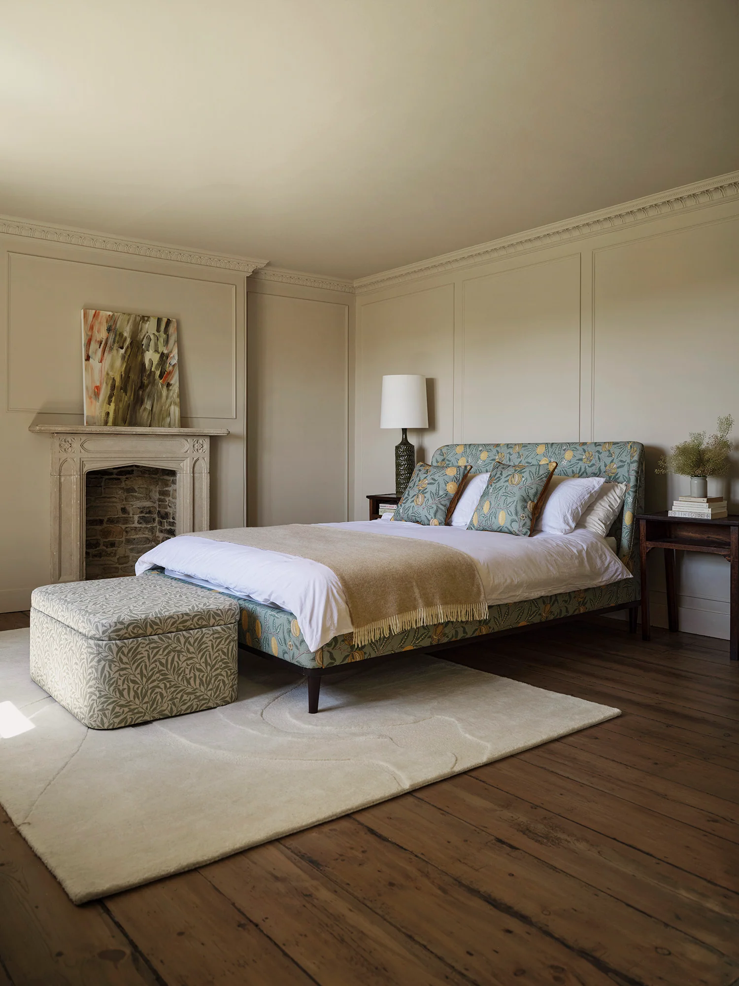 Bed 02 Double Bed, Fruit - Image 2