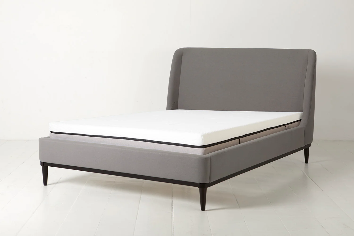 Bed 02 Double Bed, Risso - Image 3