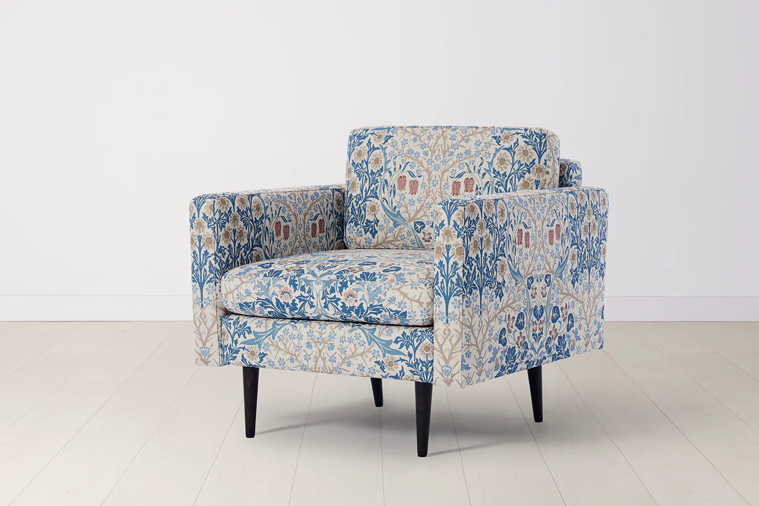 Model 01 Armchair, Blackthorn - Image 2