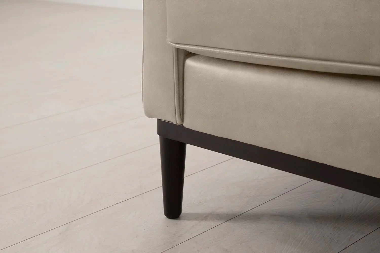 Model 02 Armchair, Almond - Image 4