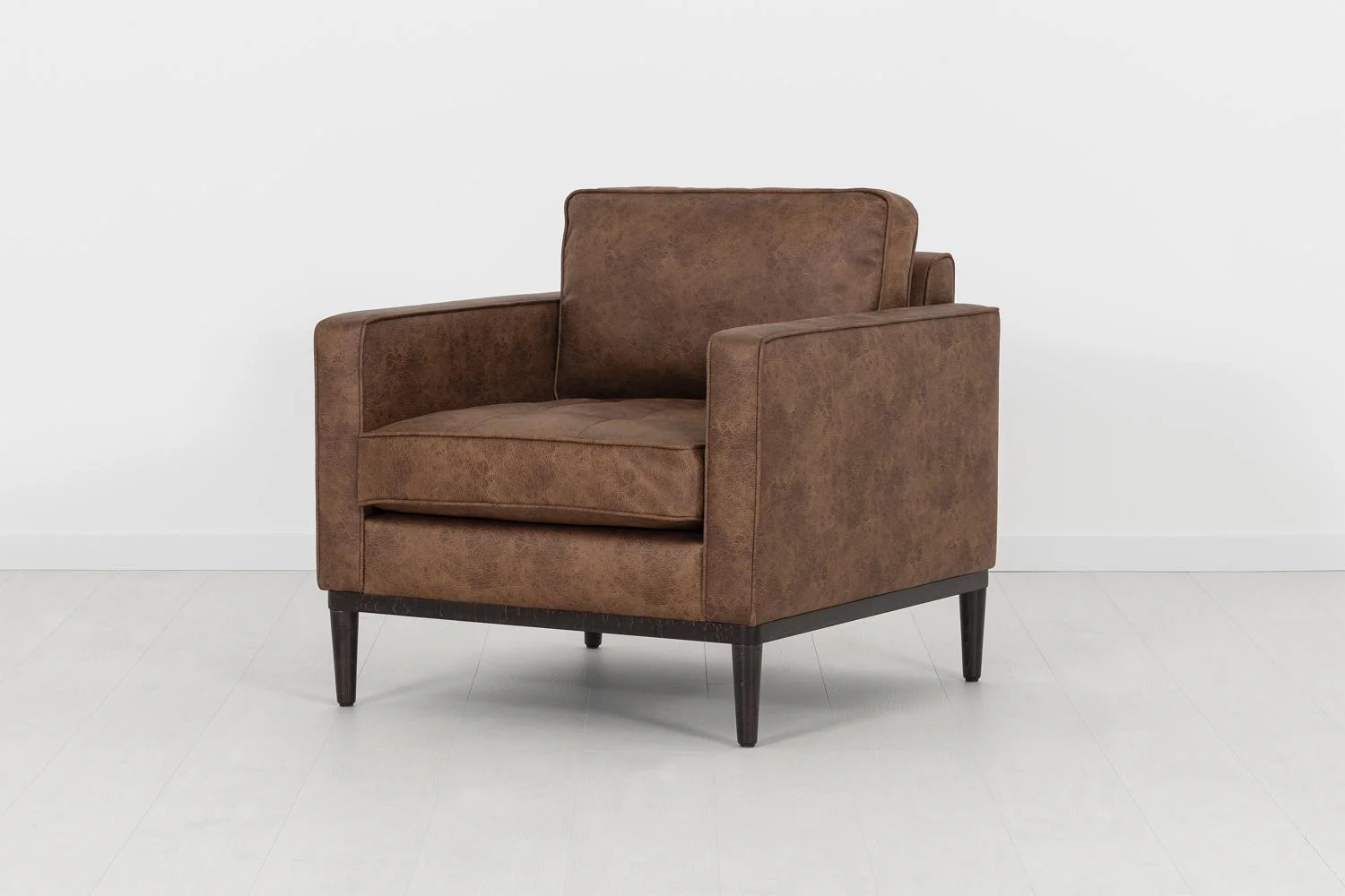 Model 02 Armchair, Chestnut - Image 3