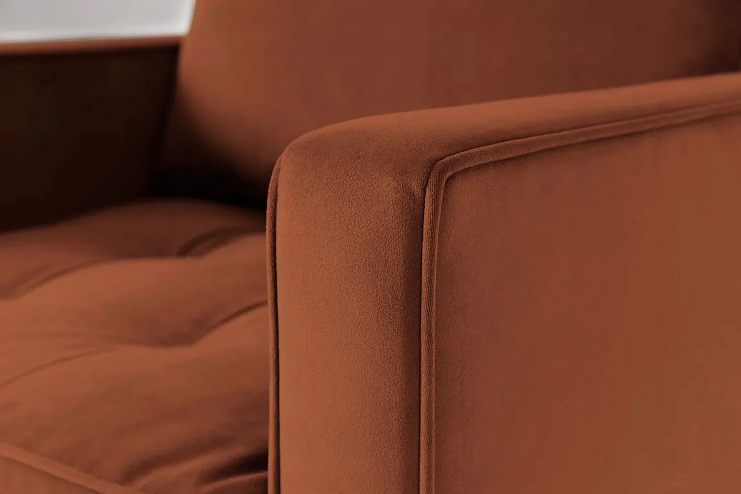 Model 02 Armchair, Umber - Image 5