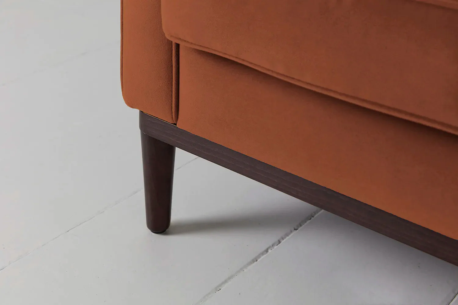 Model 02 Armchair, Umber - Image 7