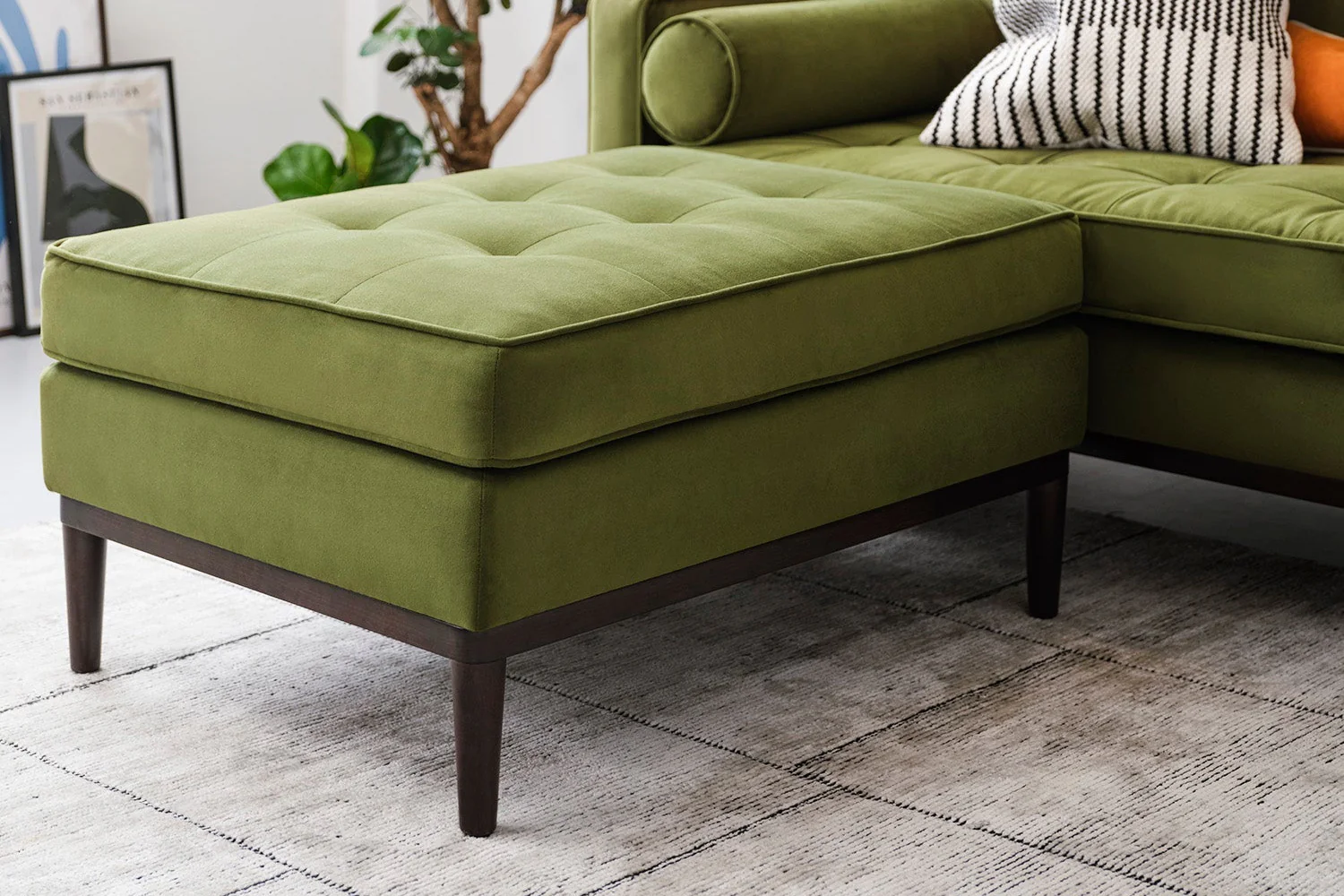 Model 02 Ottoman, Vine - Image 2