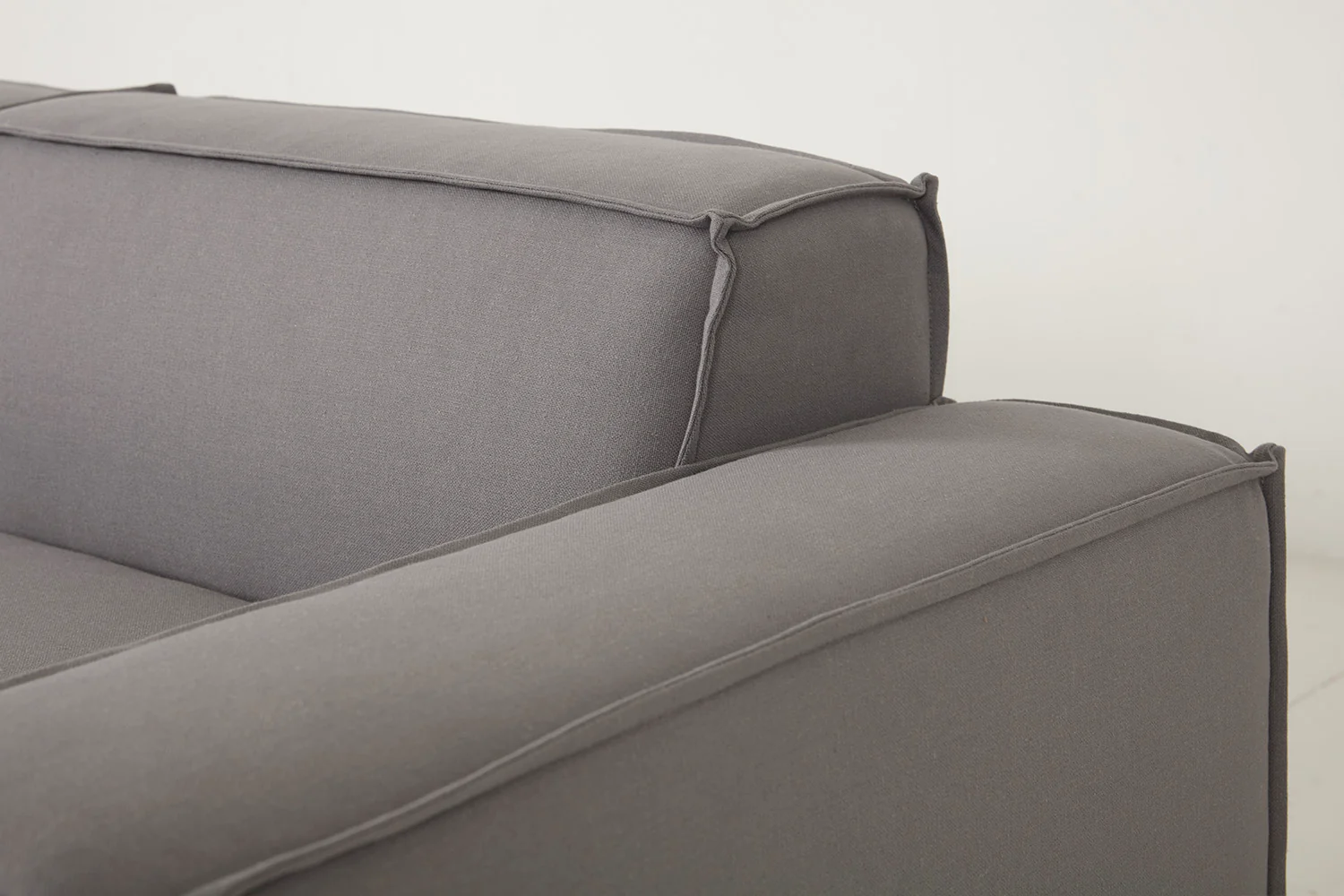 Model 03 2-Seater Sofa, Risso - Image 5