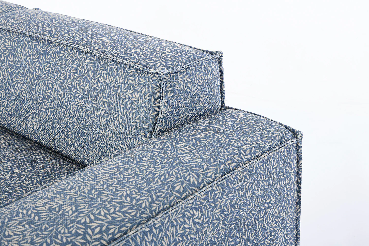 Model 03 3-Seater Left Chaise Sofa, Standen - Image 4