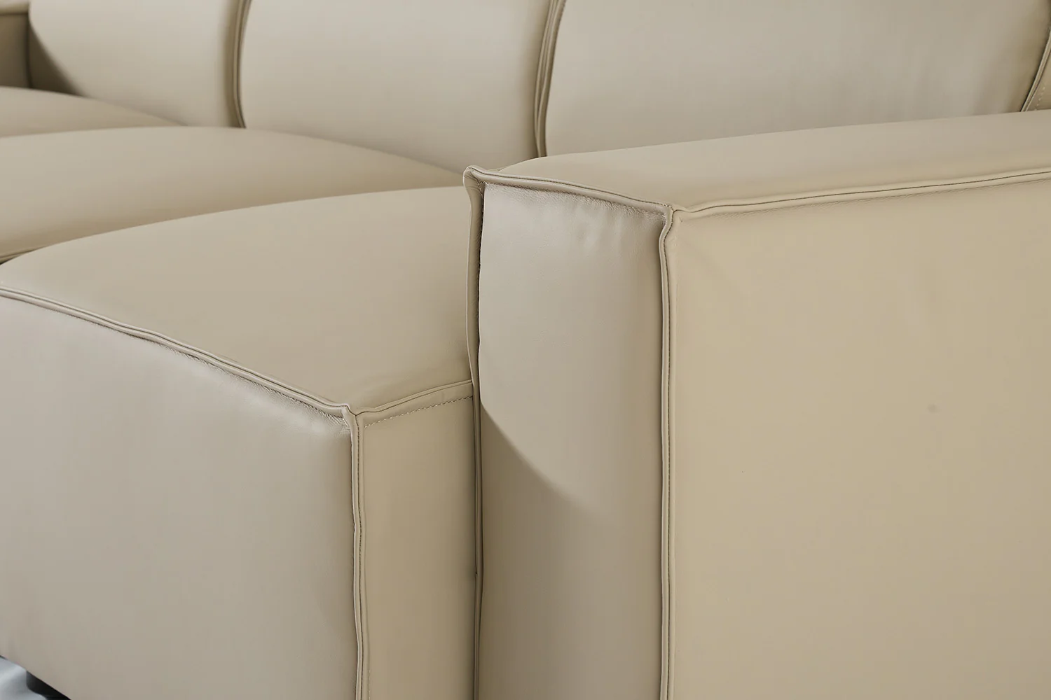 Model 03 3-Seater Right Chaise Sofa, Oyster - Image 6