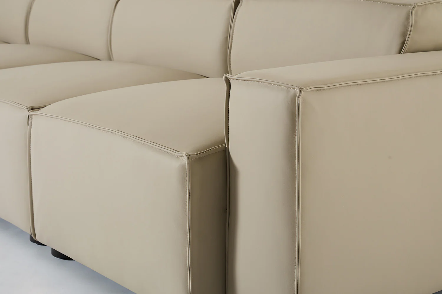 Model 03 Corner Sofa, Oyster - Image 6