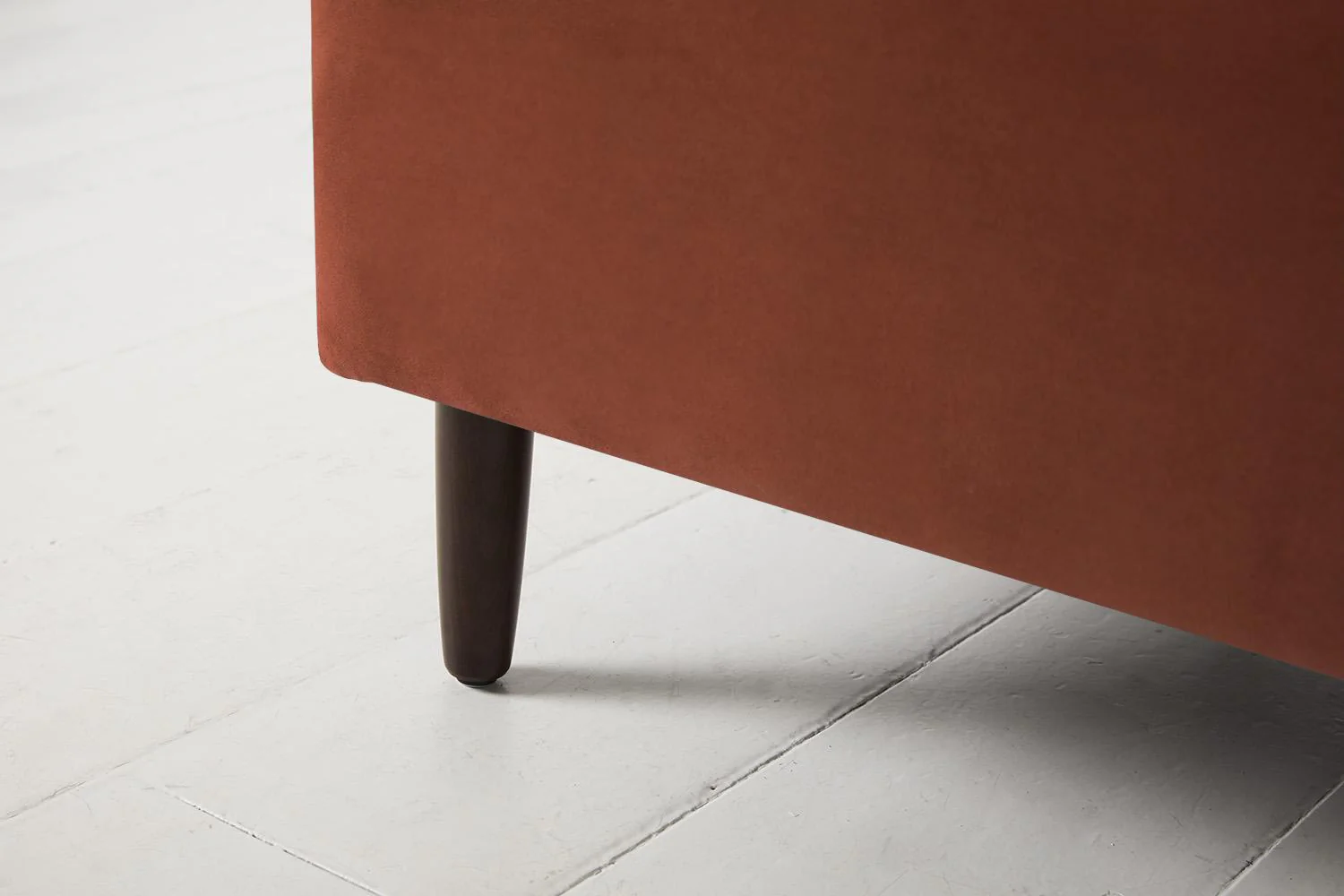 Model 05 Loveseat, Brick - Image 7
