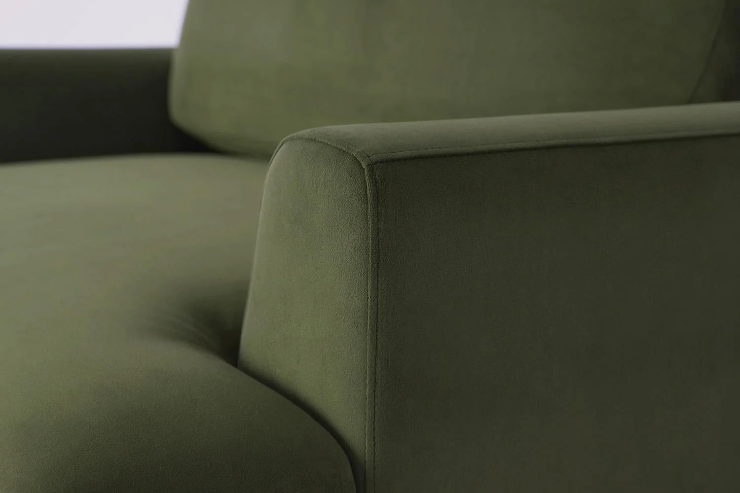 Model 05 Loveseat, Vine - Image 6