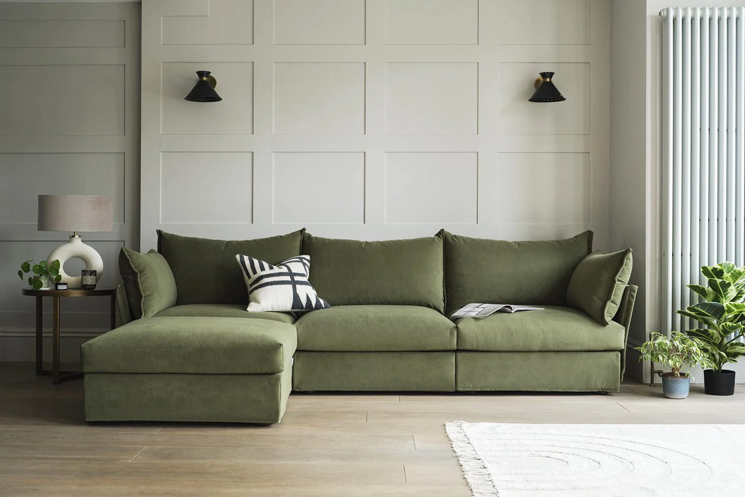 Model 06 3-Seater Left Chaise Sofa, Vine - Image 2