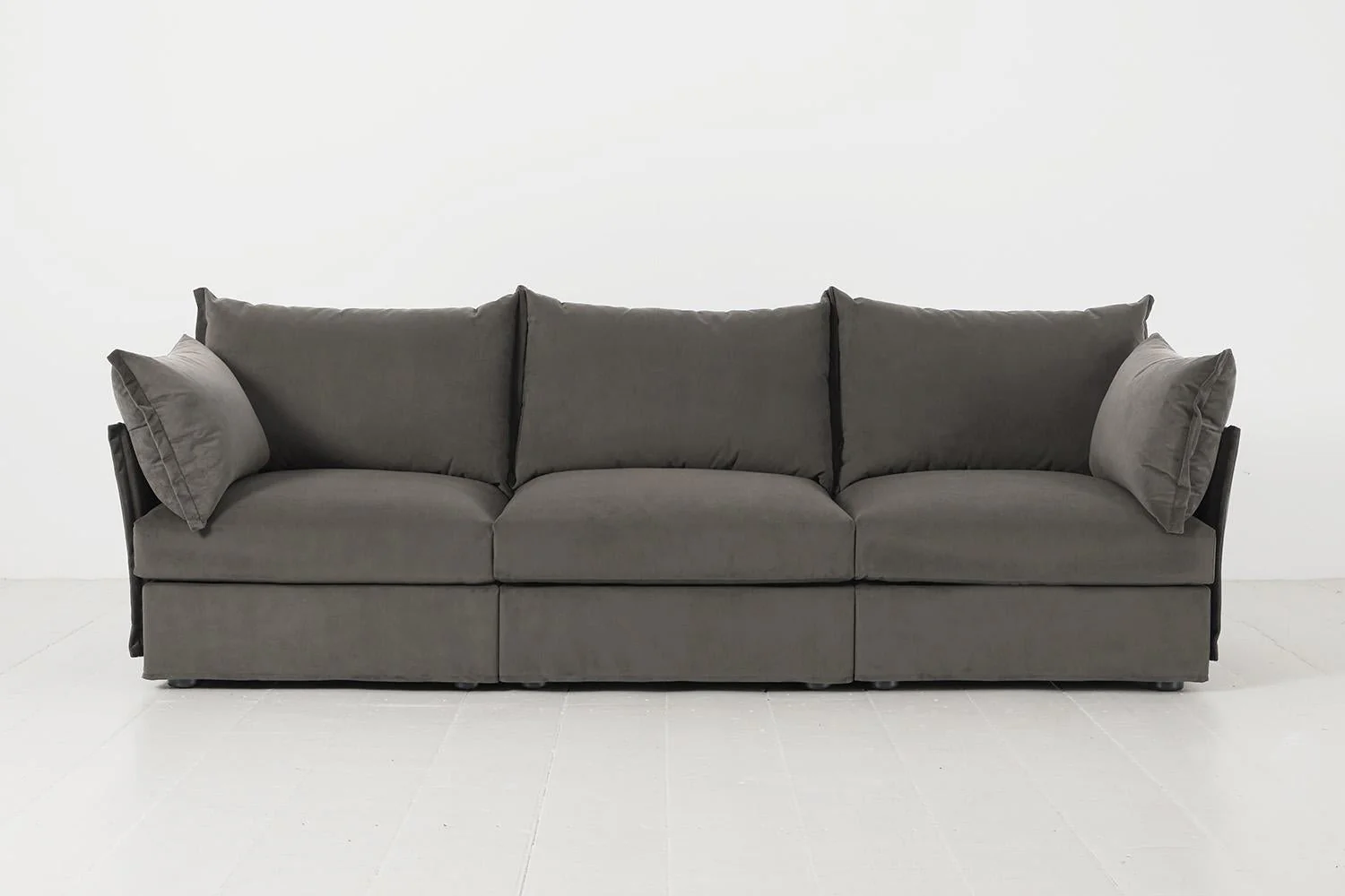 Model 06 3-Seater Sofa - Image 6