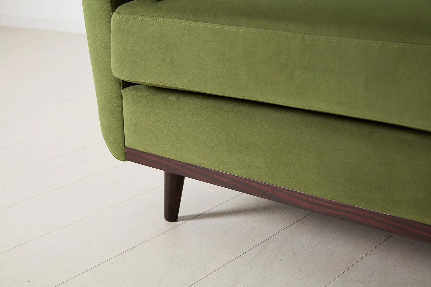 Model 10 3-Seater Sofa with Ottoman, Vine - Image 8