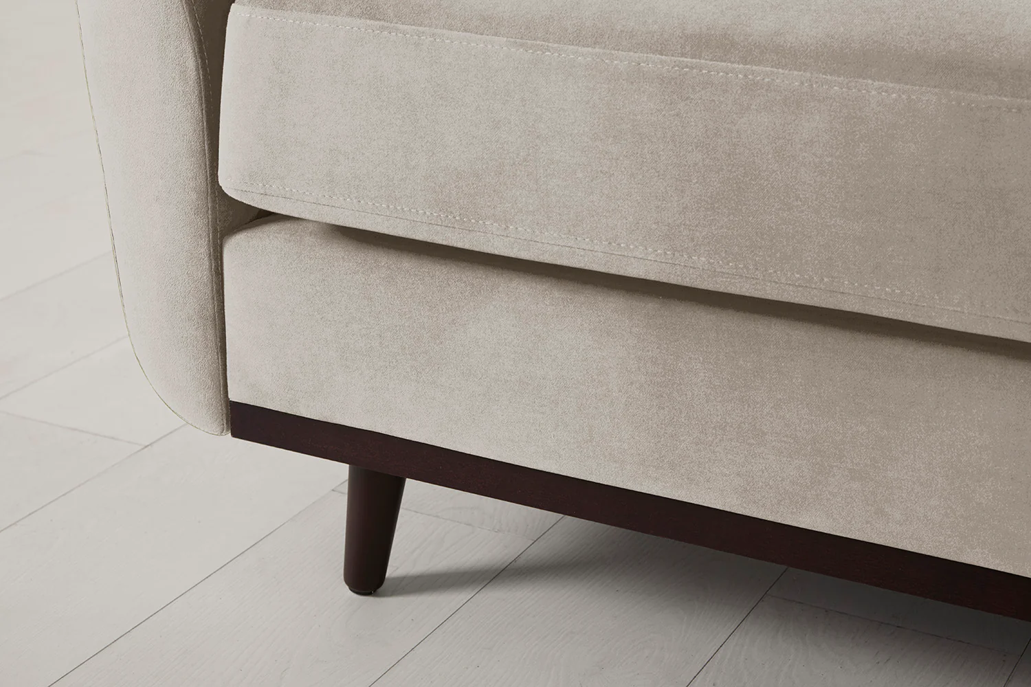Model 10 Loveseat, Chalk - Image 7