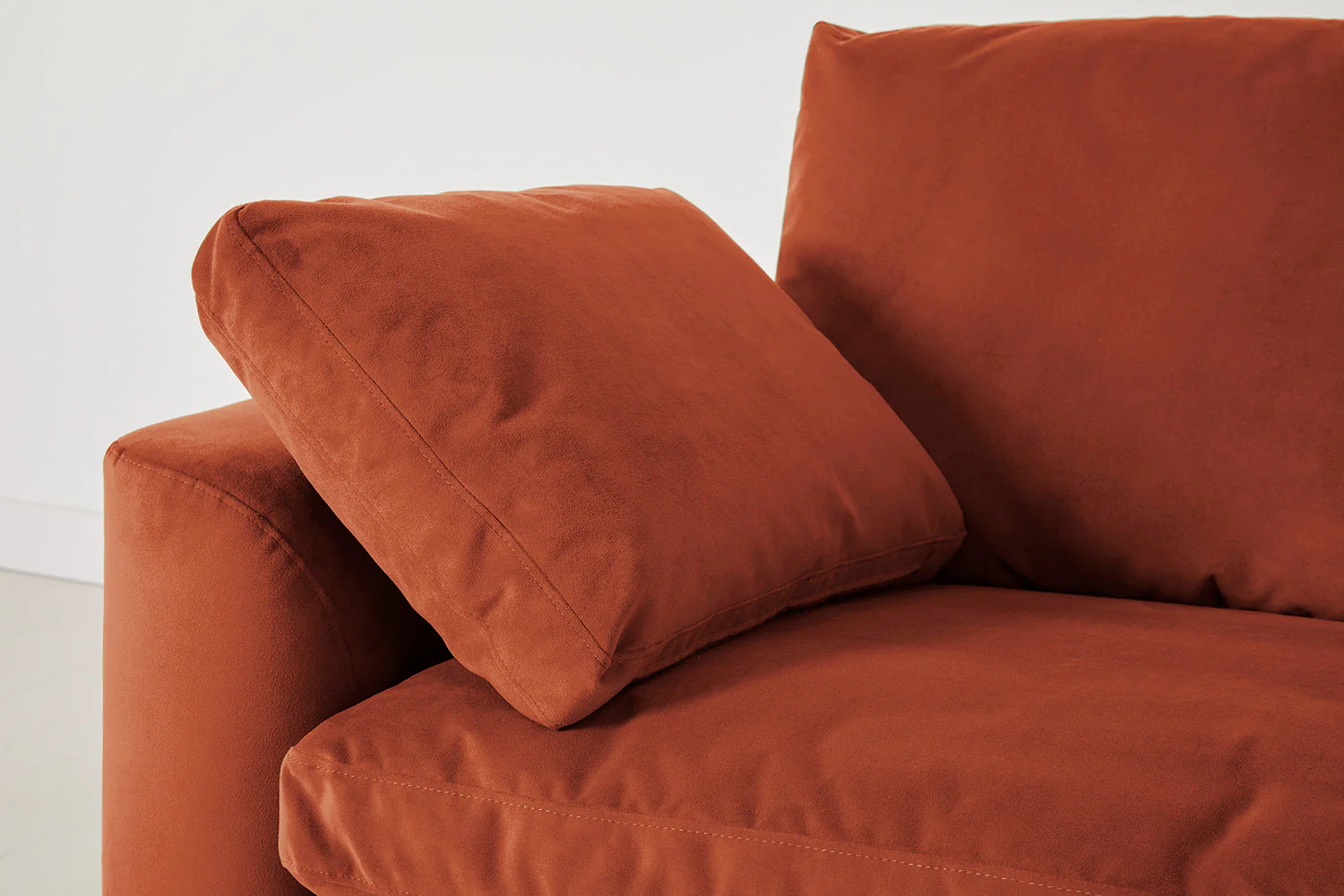 Model 13 2-Seater Right Chaise Sofa, Brick - Image 4