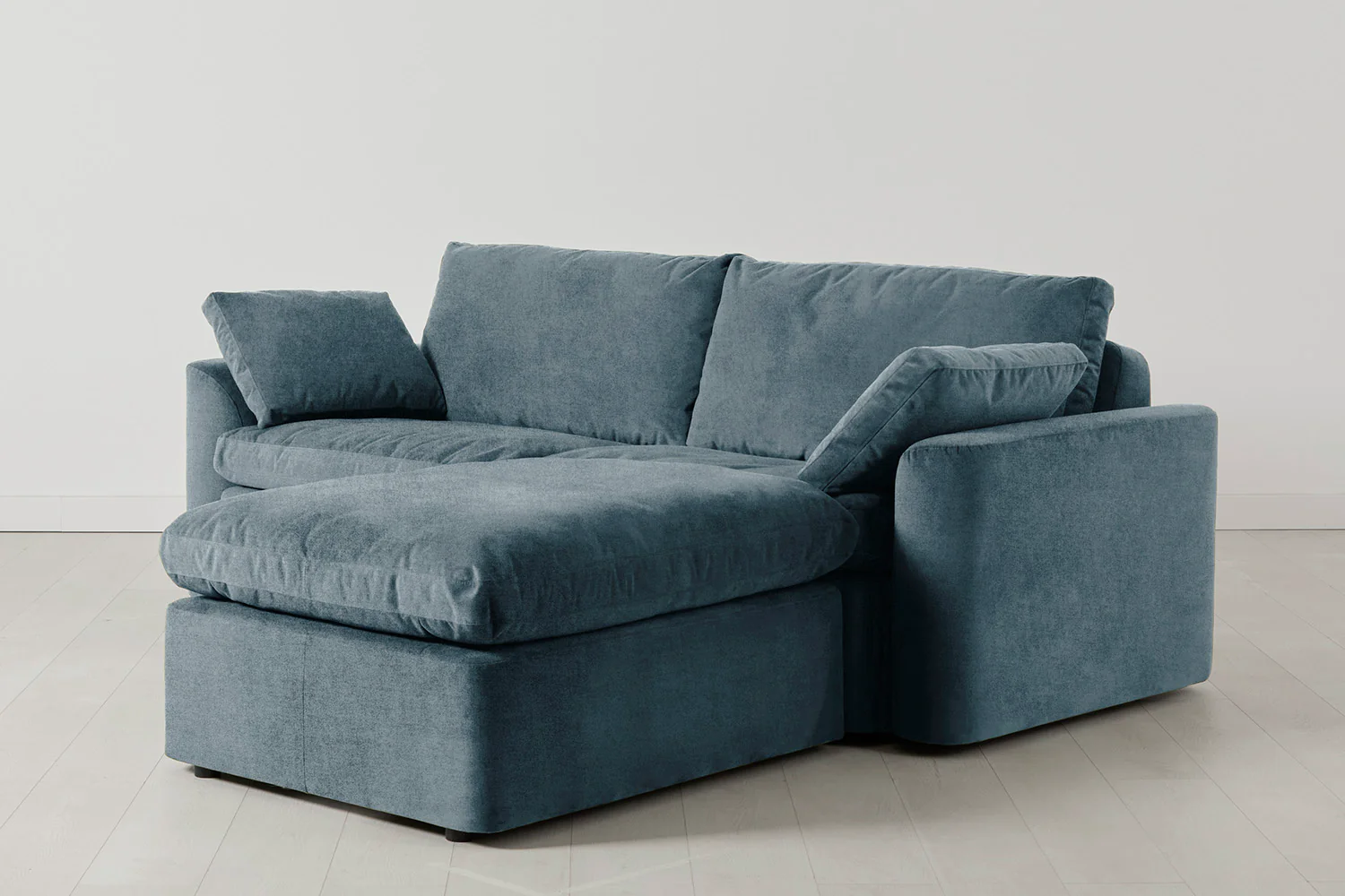 Model 13 3-Seater Right Chaise Sofa, Hydro - Image 2