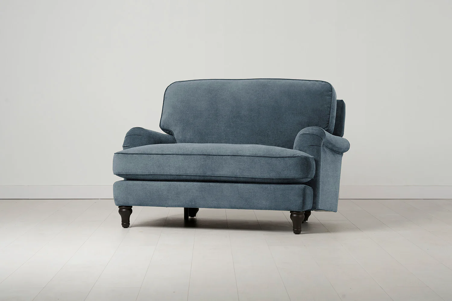 Model 15 Loveseat, Hydro - Image 2