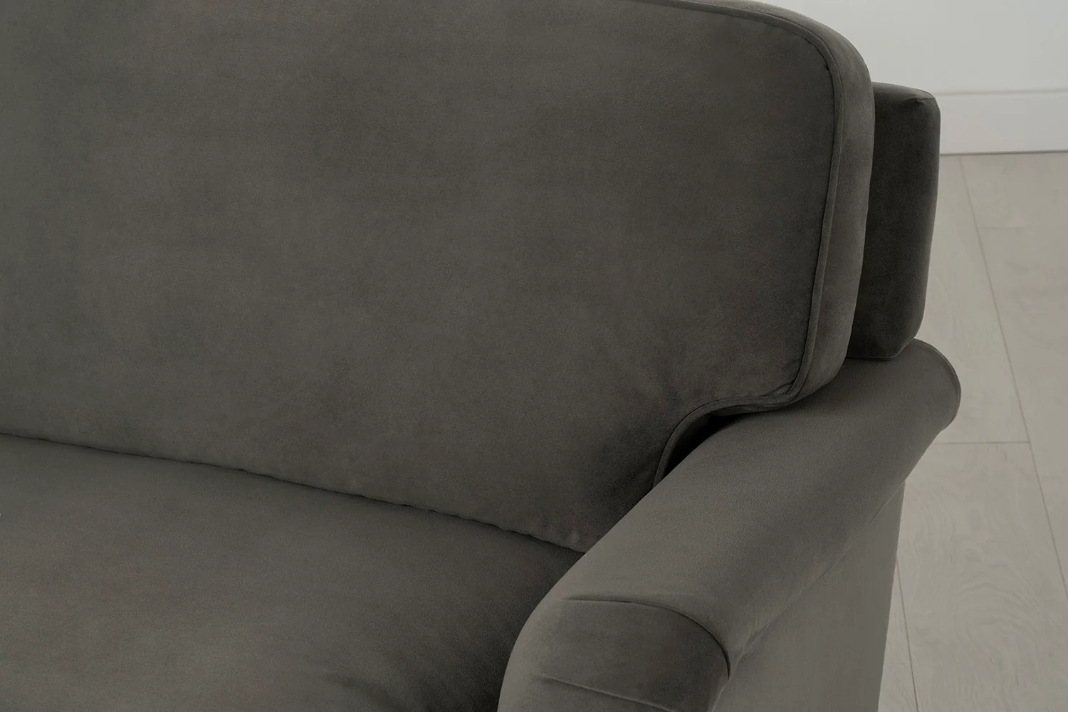 Model 15 Loveseat, Oak / Elephant - Image 8