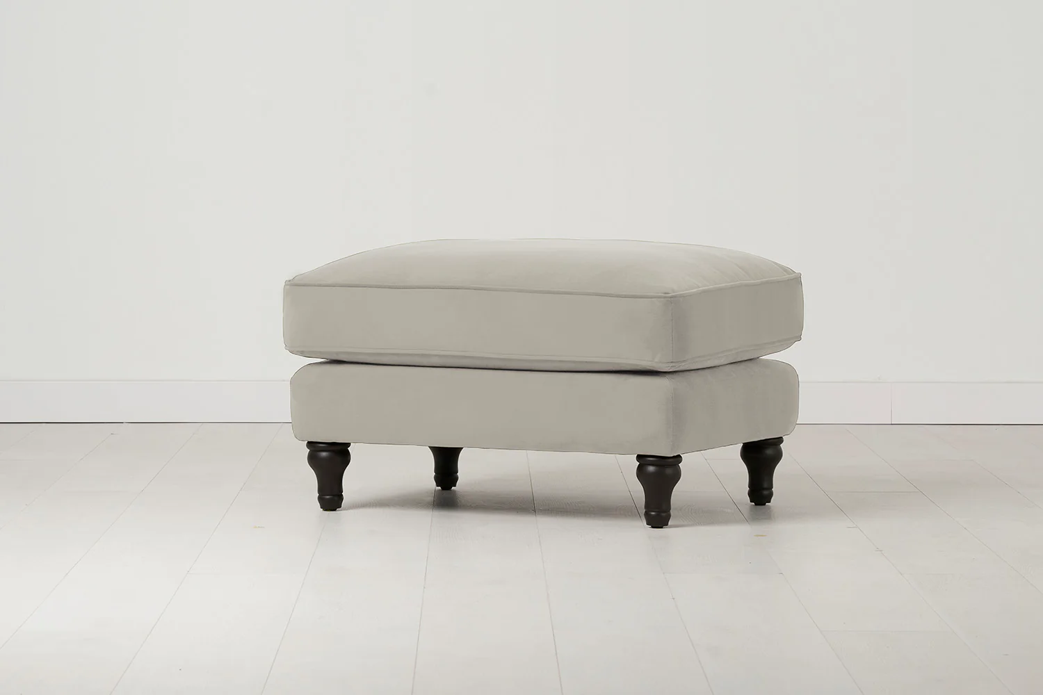 Model 15 Ottoman, Bone - Image 2
