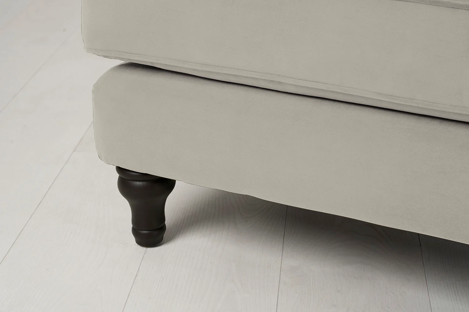 Model 15 Ottoman, Bone - Image 5