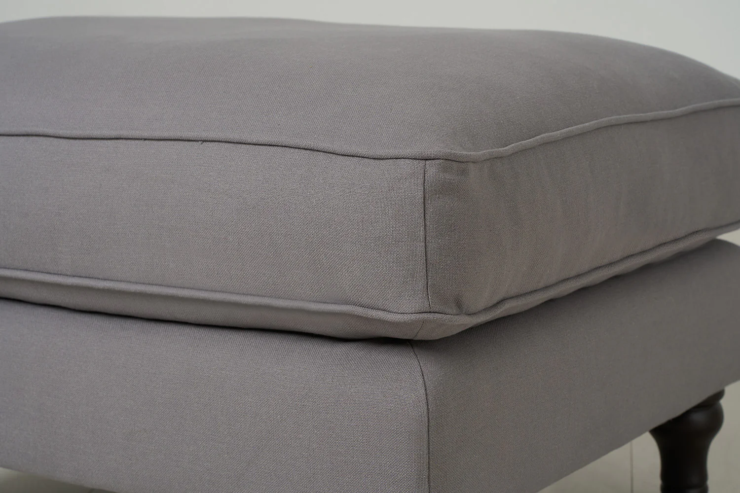 Model 15 Ottoman, Risso - Image 4